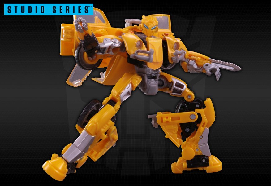 TakaraTomy Studio Series VW Bumblebee, KSI Sentry, And ROTF Starscream Hi Res Official Images  (3 of 7)